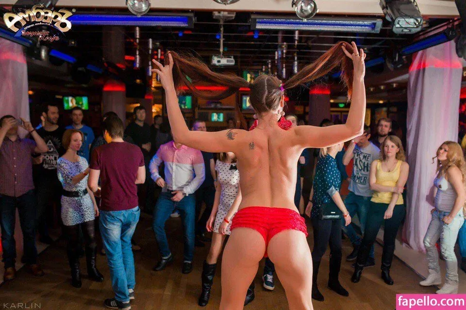 Gogo Stripper Onlyfans Photo Gallery 