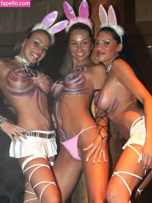 Gogo Stripper Onlyfans Photo Gallery 