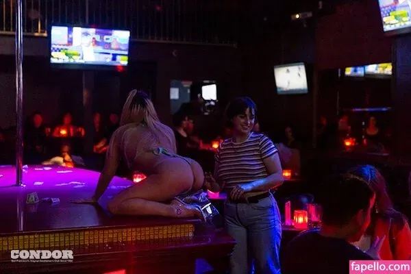 Gogo Stripper Onlyfans Photo Gallery 