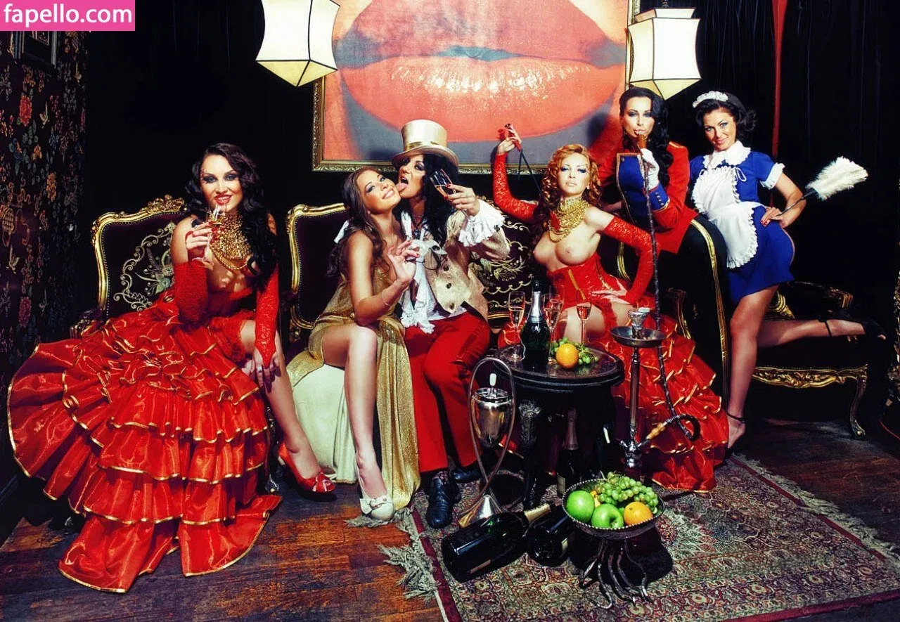 Gogo Stripper Onlyfans Photo Gallery 