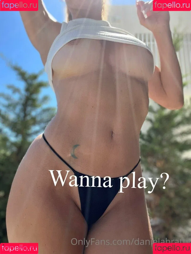 danielabratty Onlyfans Photo Gallery 