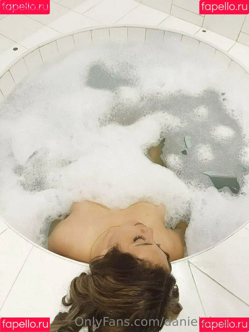 danielabratty Onlyfans Photo Gallery 