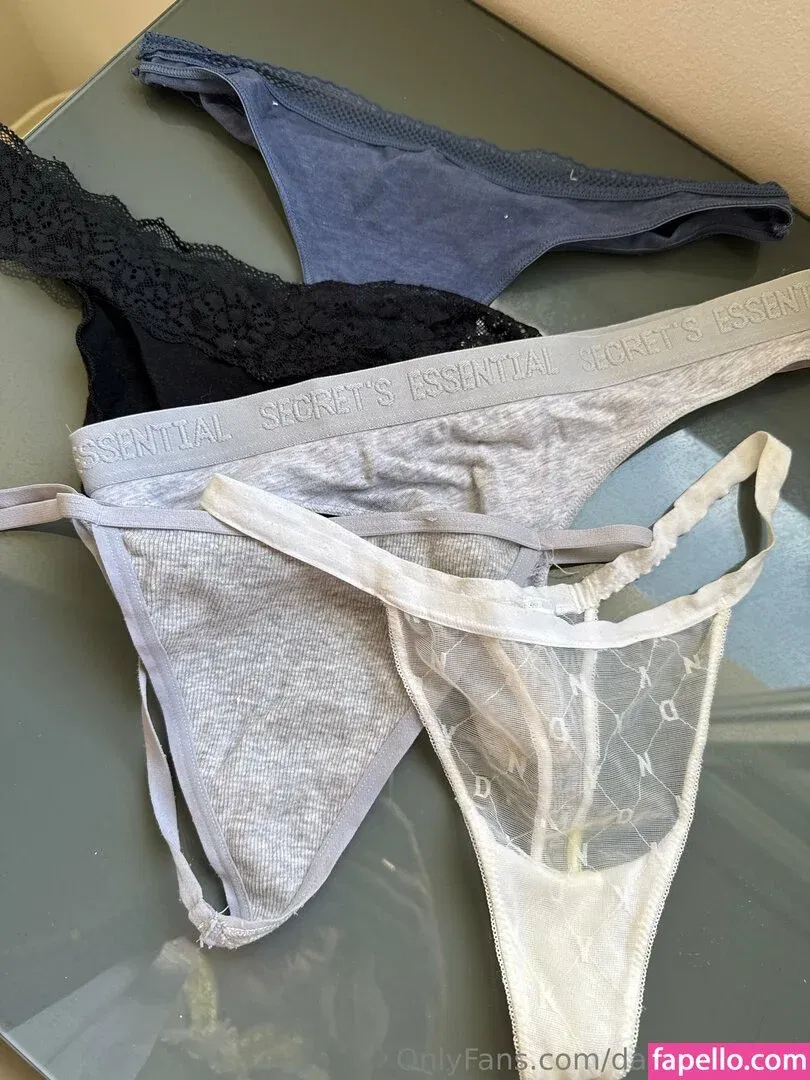 danielabratty Onlyfans Photo Gallery 