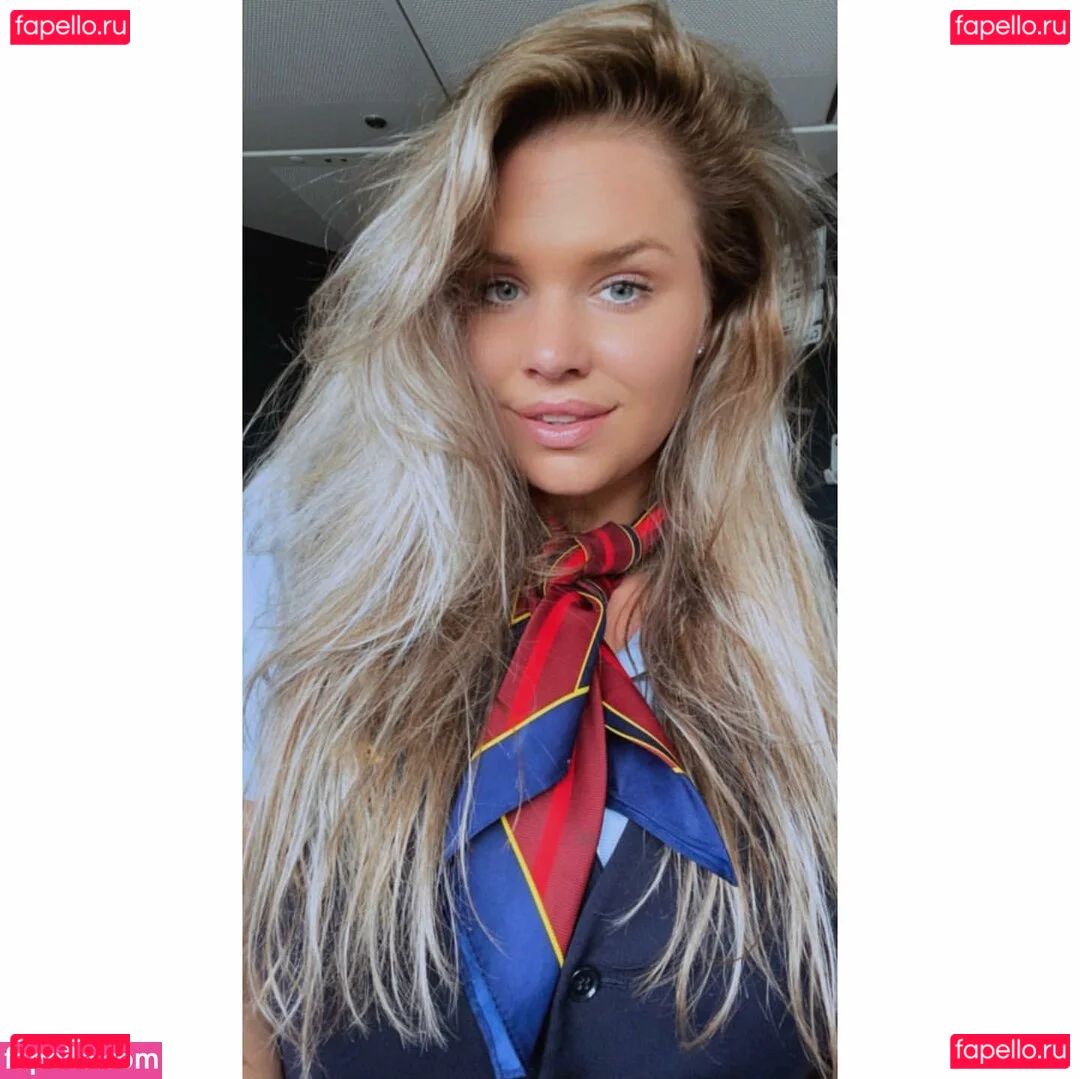 Joyce Straten Onlyfans Photo Gallery 