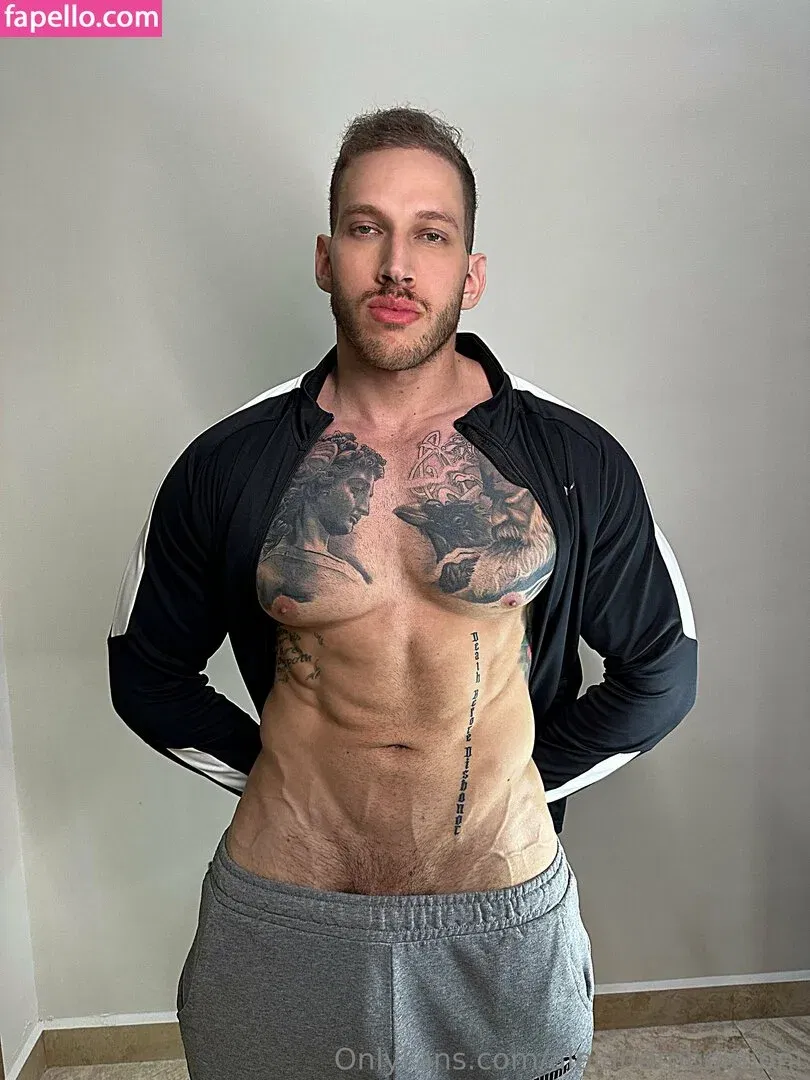 alejandrobelmont Onlyfans Photo Gallery 