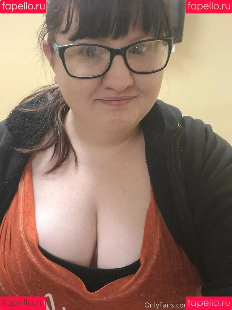 thictyphbbw Onlyfans Photo Gallery 