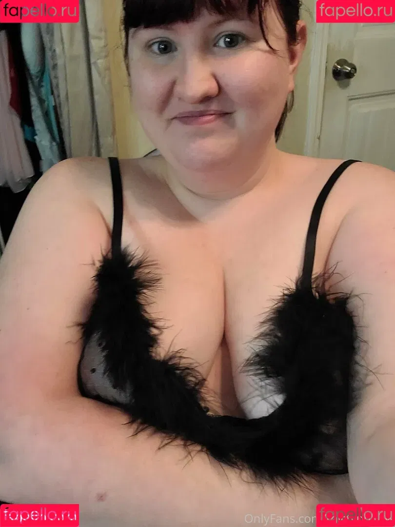 thictyphbbw Onlyfans Photo Gallery 