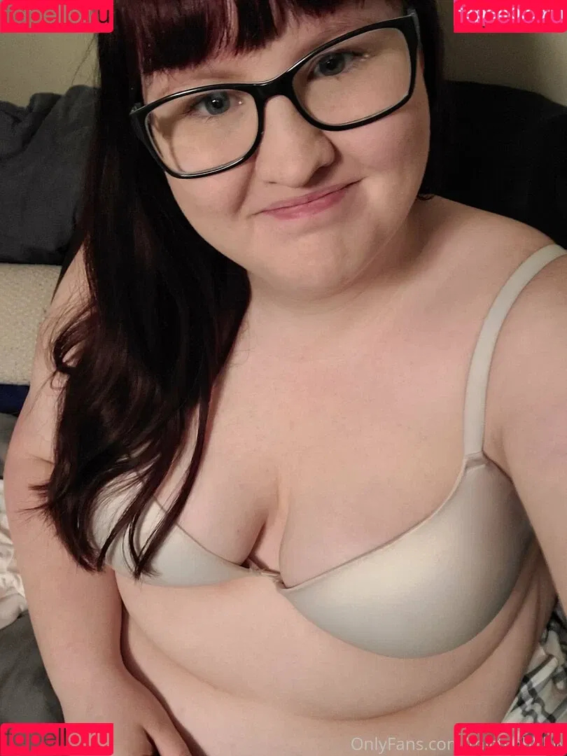 thictyphbbw Onlyfans Photo Gallery 