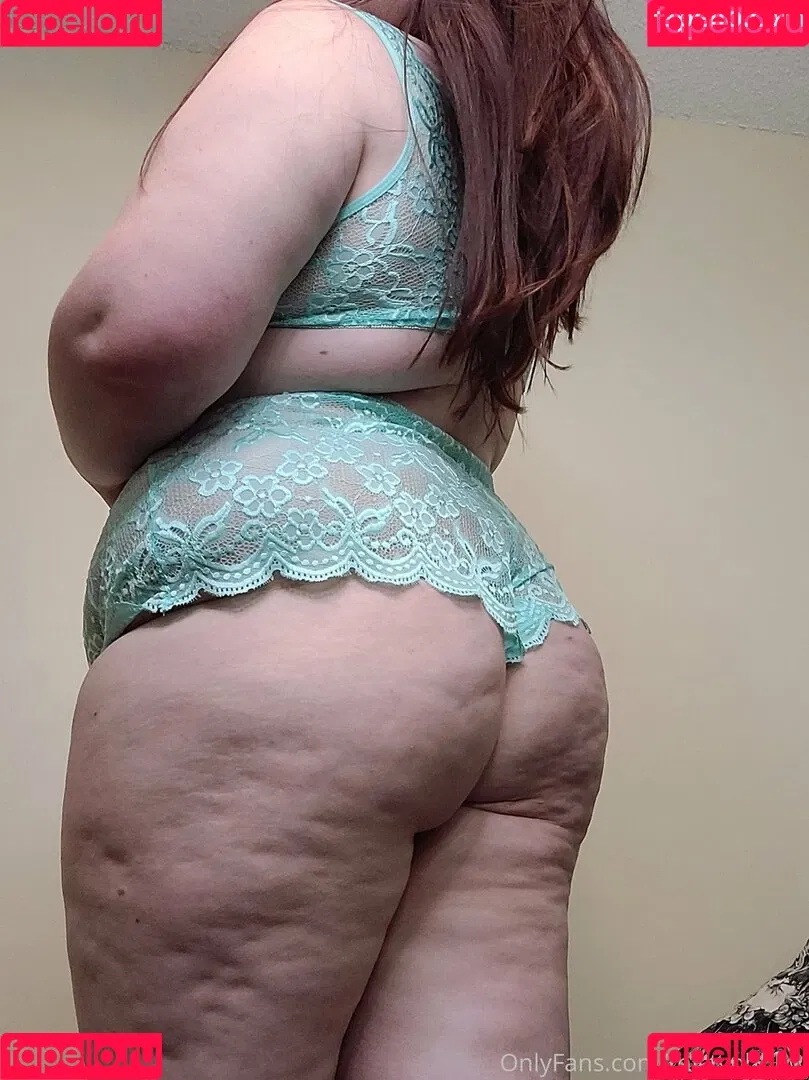 thictyphbbw Onlyfans Photo Gallery 