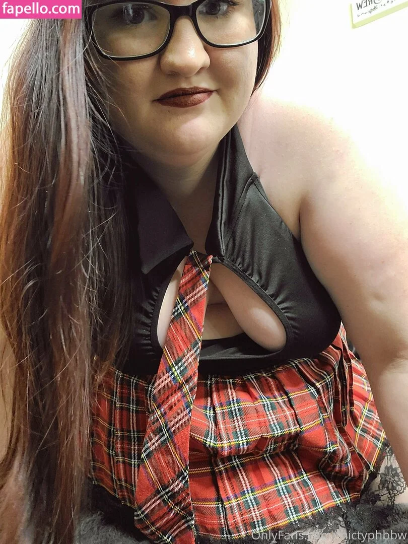 thictyphbbw Onlyfans Photo Gallery 