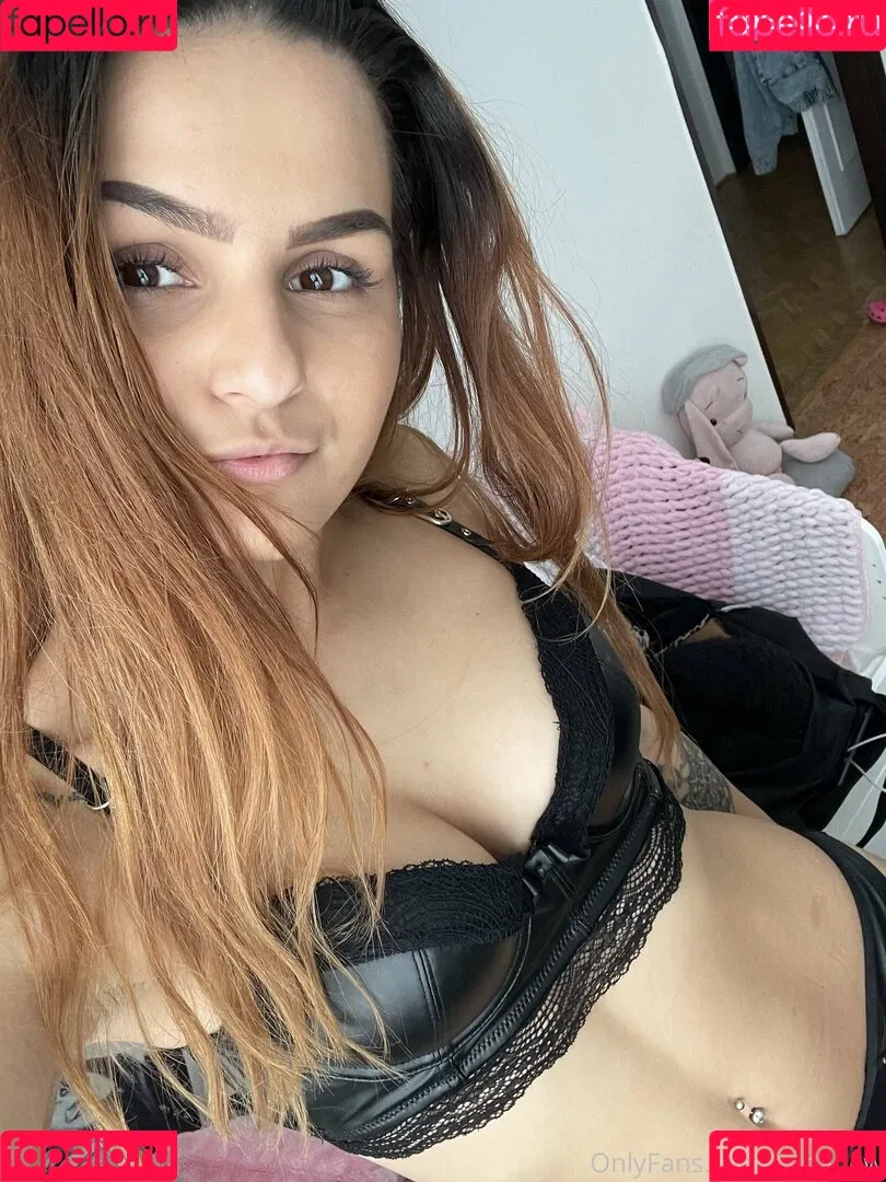 lindanew Onlyfans Photo Gallery 