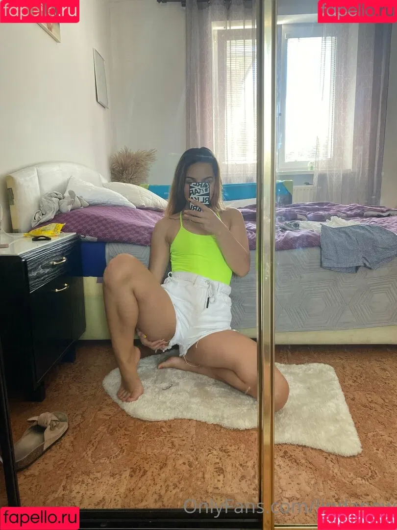 lindanew Onlyfans Photo Gallery 