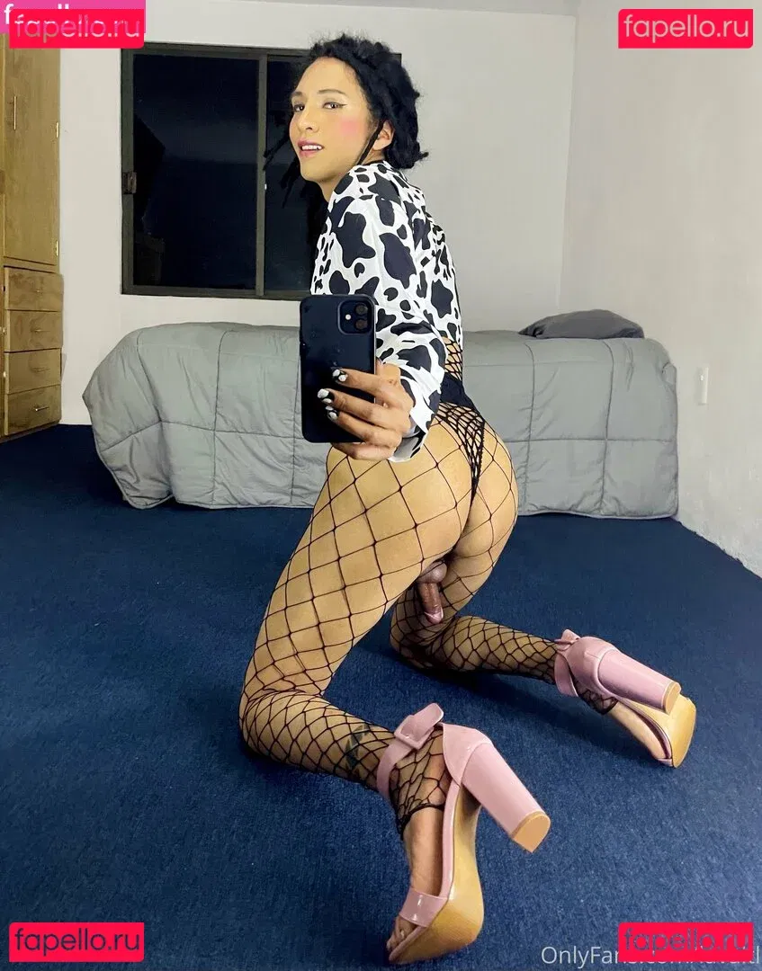 Lavaltl Onlyfans Photo Gallery 