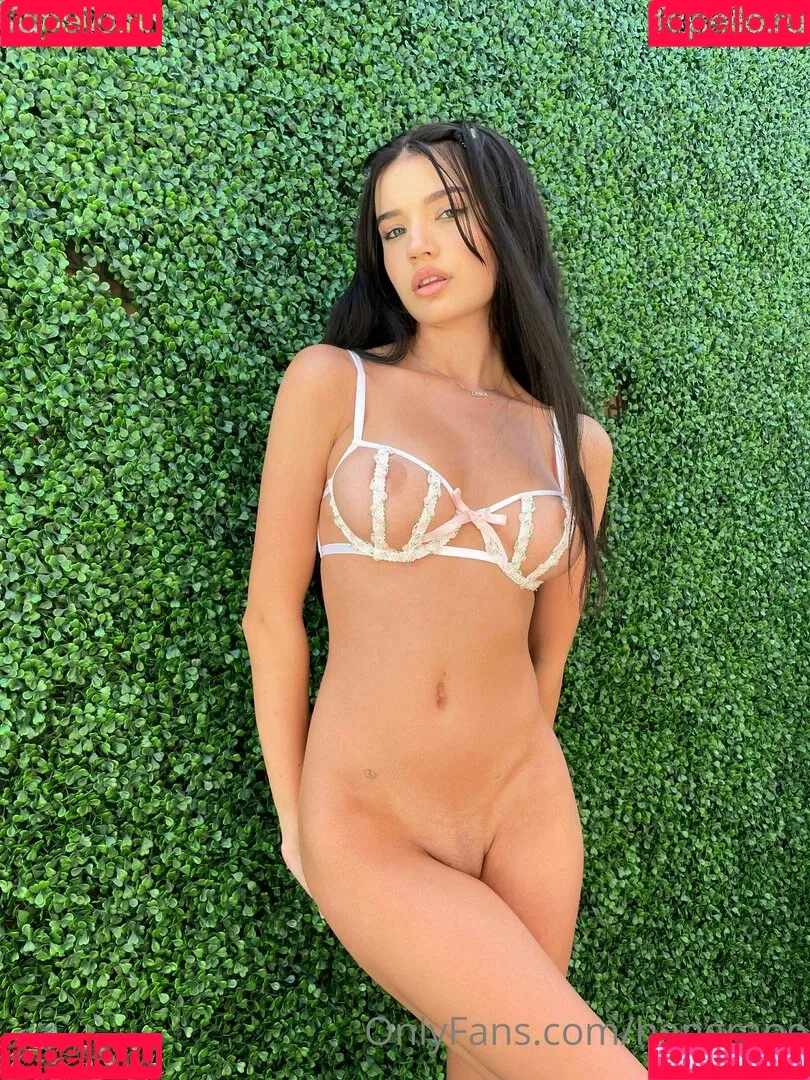 Hannah Grape Onlyfans Photo Gallery 