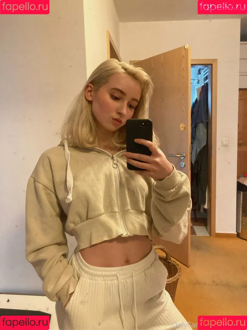 mim62 Onlyfans Photo Gallery 