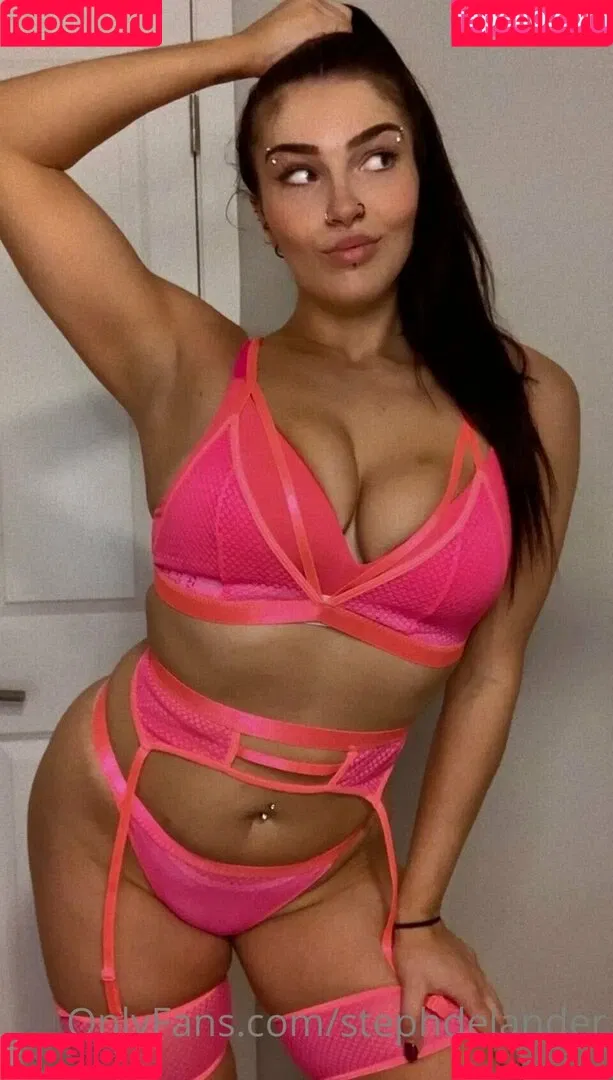 Steph De Lander Onlyfans Photo Gallery 