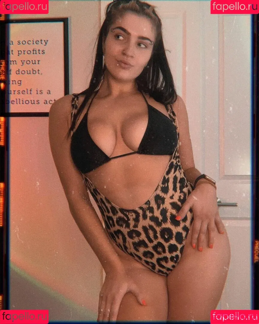 Steph De Lander Onlyfans Photo Gallery 