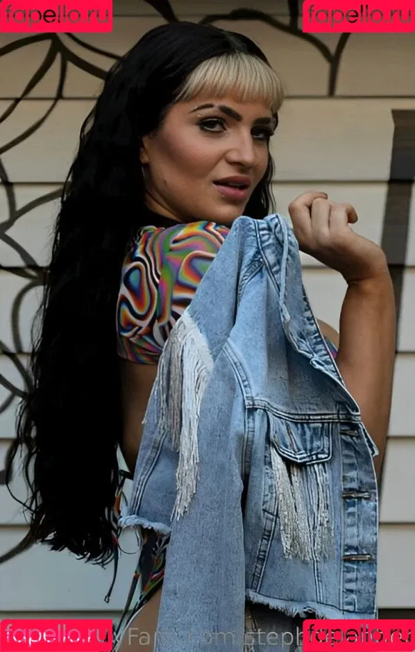 Steph De Lander Onlyfans Photo Gallery 