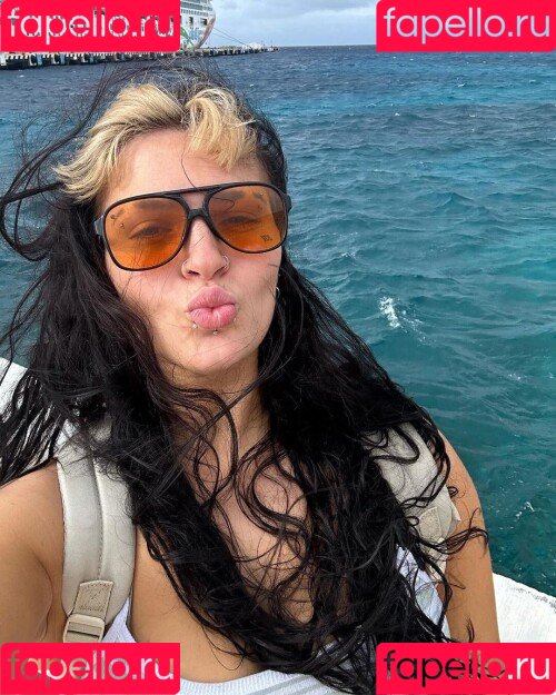 Steph De Lander Onlyfans Photo Gallery 