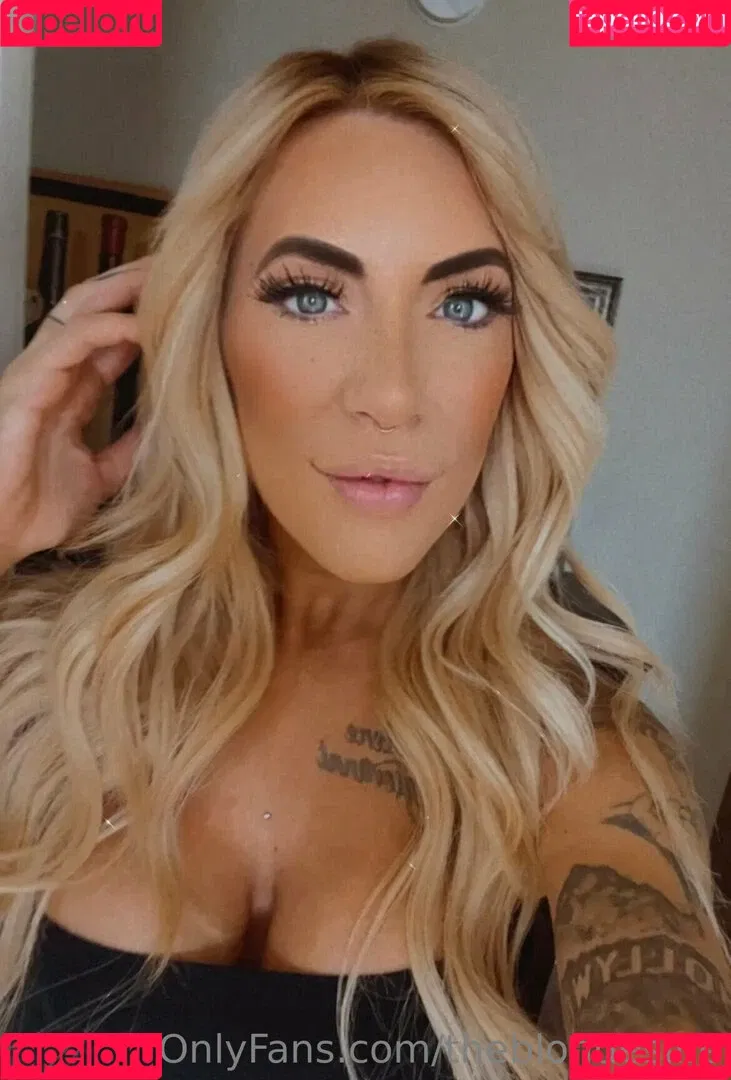 theblondeslife Onlyfans Photo Gallery 