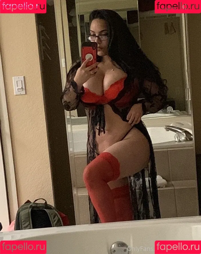 Jaki Senpai Onlyfans Photo Gallery 