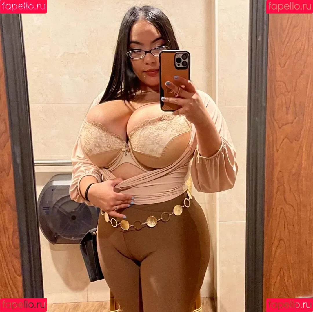 Jaki Senpai Onlyfans Photo Gallery 