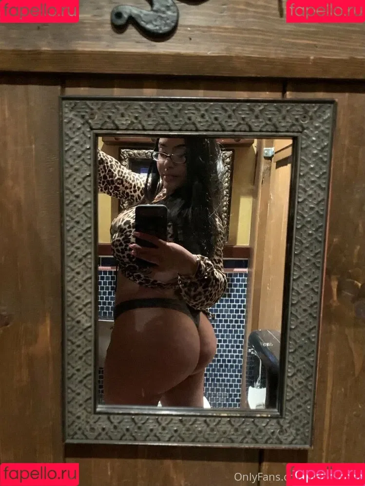 Jaki Senpai Onlyfans Photo Gallery 