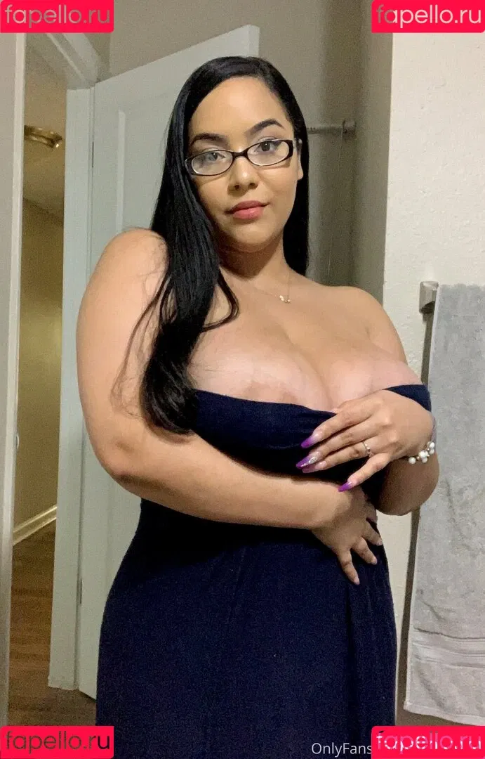 Jaki Senpai Onlyfans Photo Gallery 