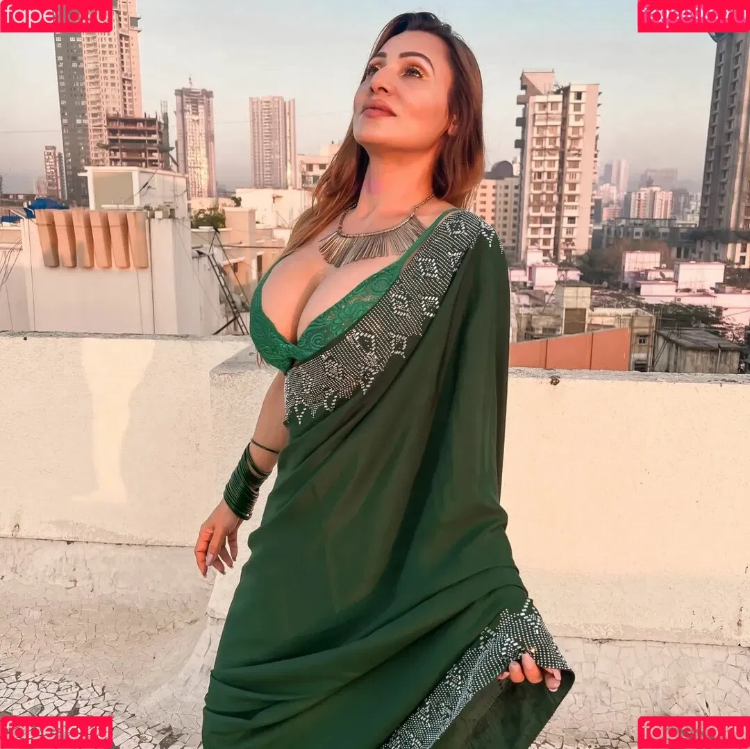 Karrishma Kar Onlyfans Photo Gallery 