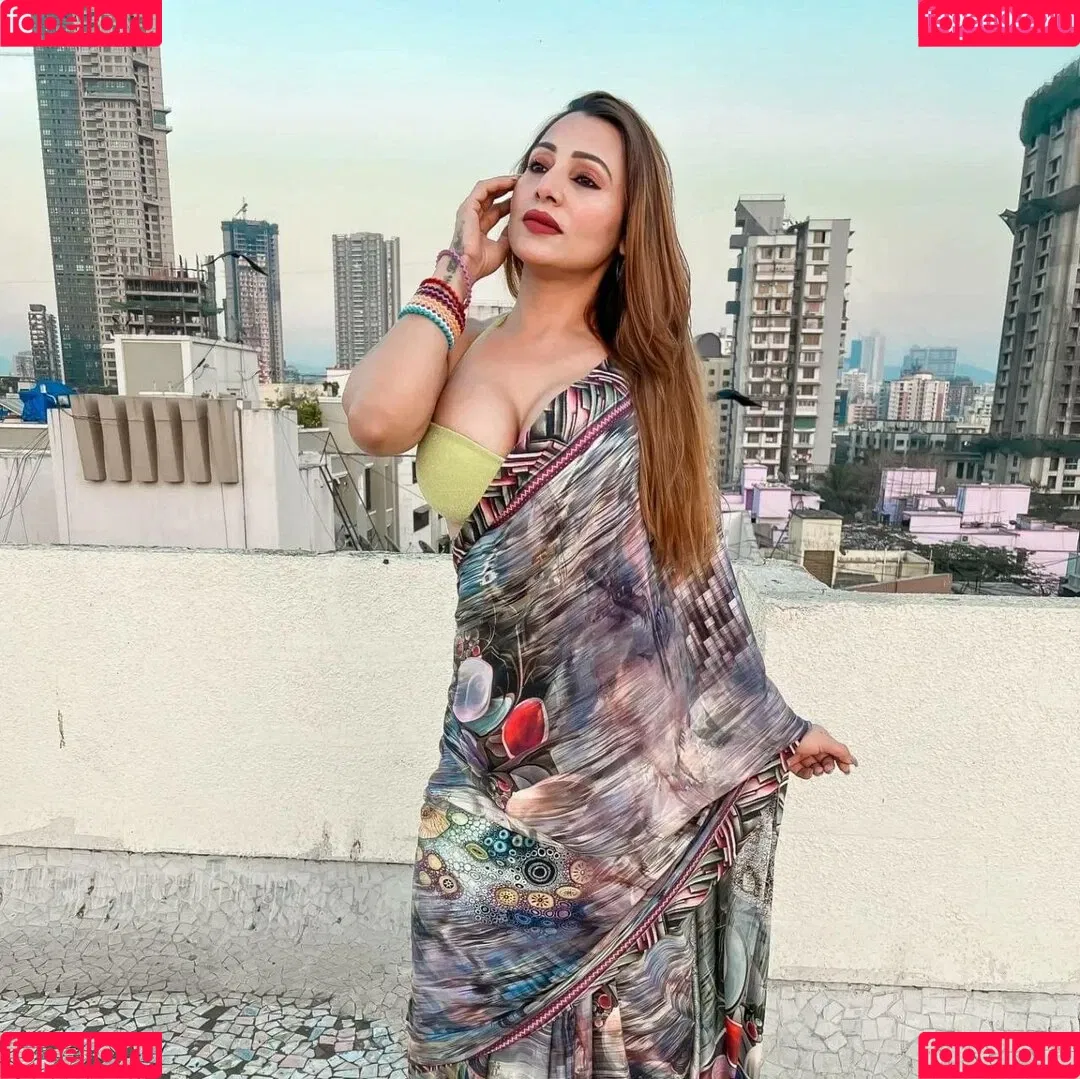 Karrishma Kar Onlyfans Photo Gallery 