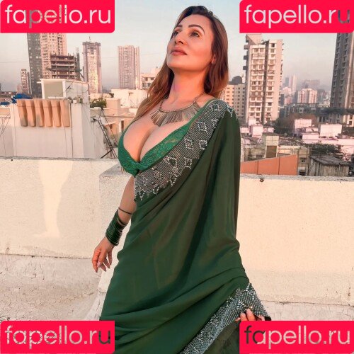 Karrishma Kar Onlyfans Photo Gallery 