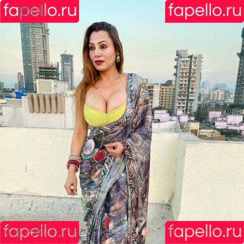 Karrishma Kar Onlyfans Photo Gallery 