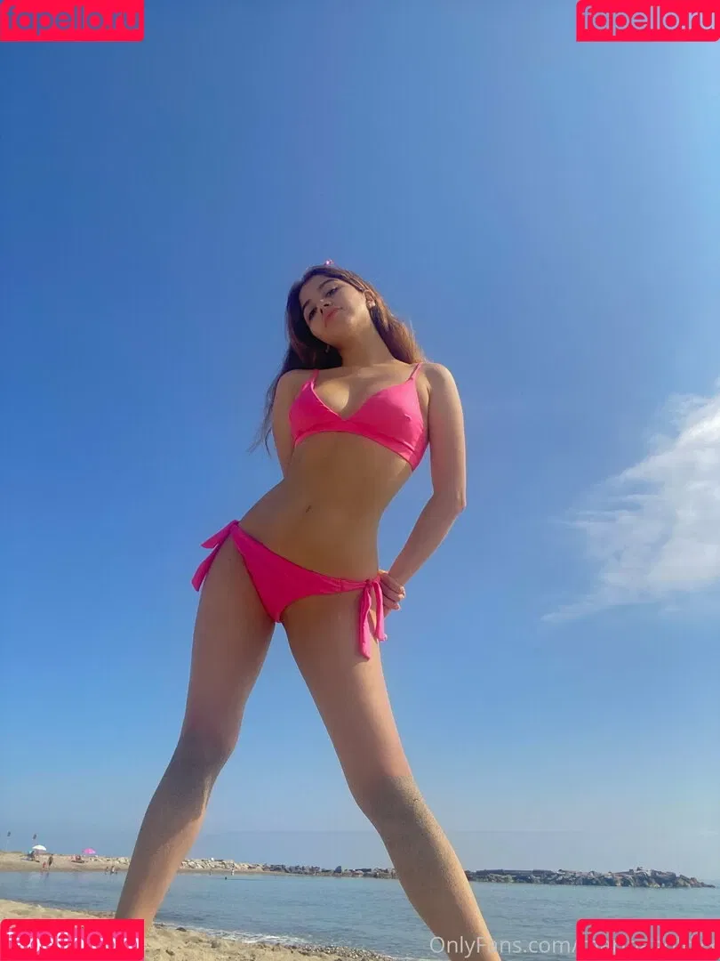 marinateen Onlyfans Photo Gallery 