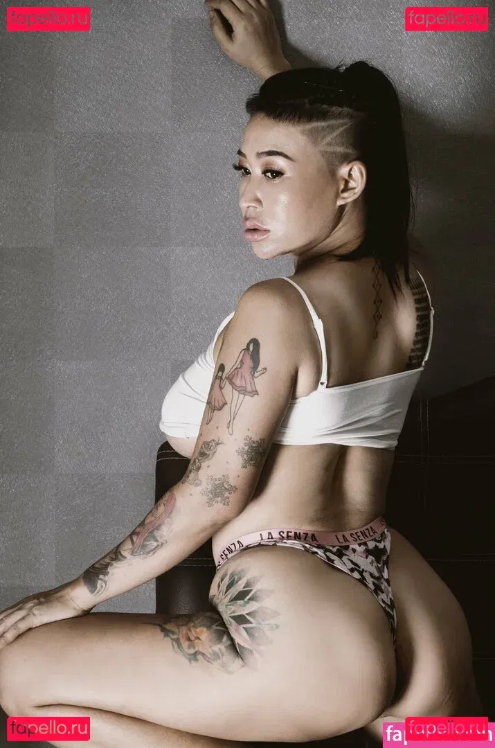 macy_nihongo Onlyfans Photo Gallery 