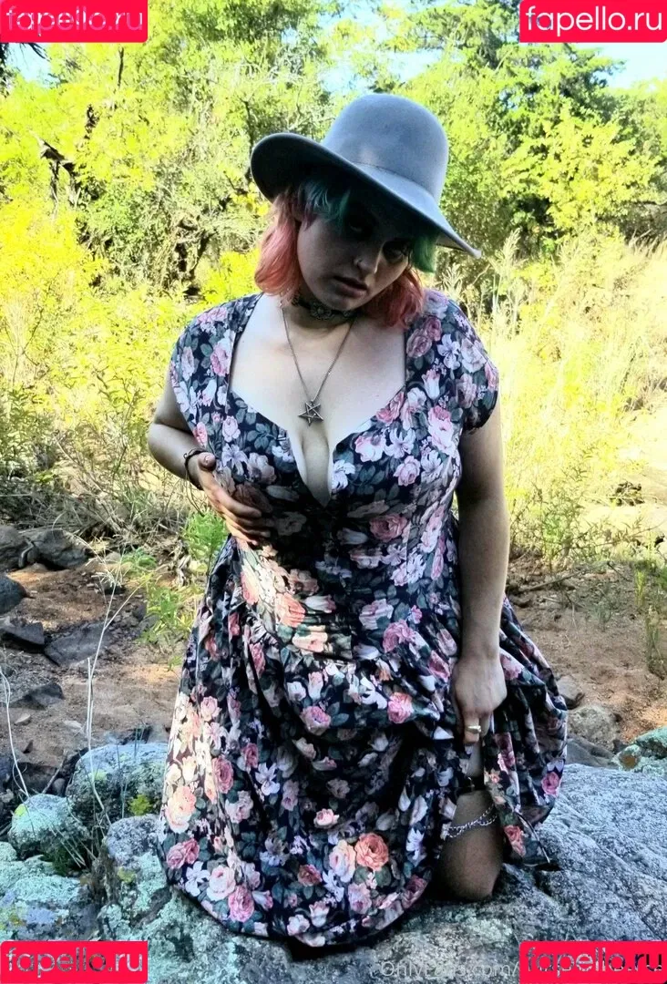 nurseinahearse Onlyfans Photo Gallery 