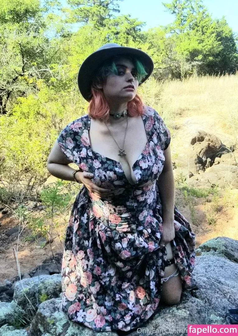 nurseinahearse Onlyfans Photo Gallery 