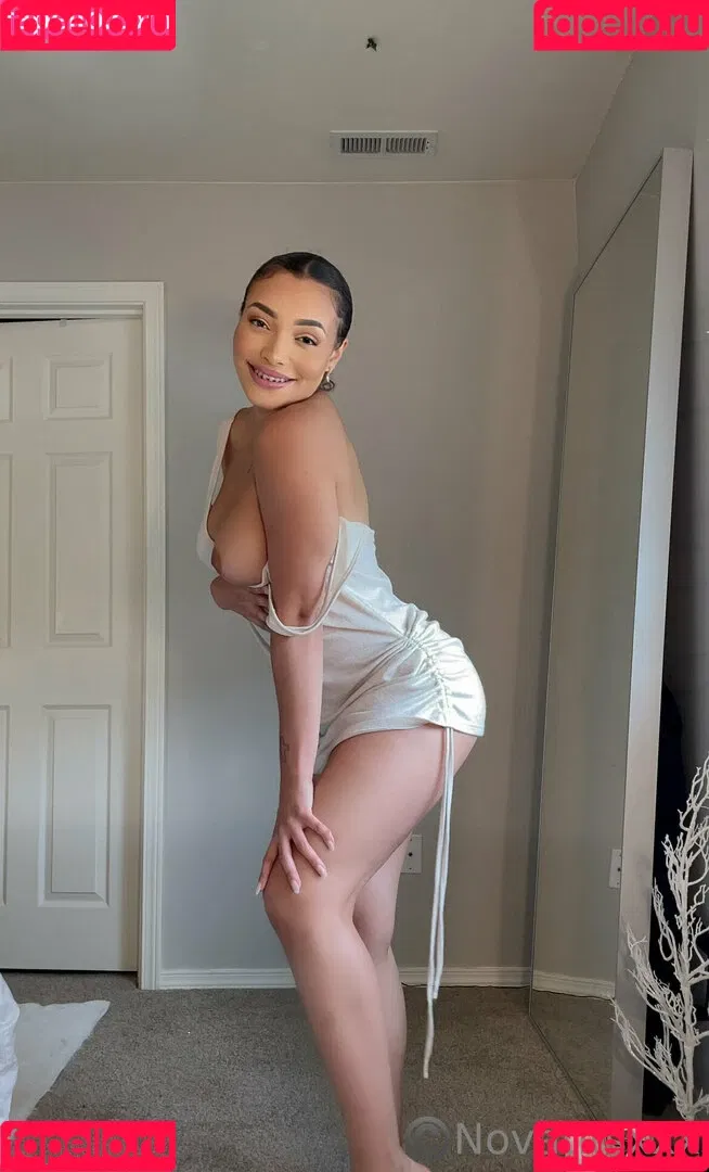 novastar18 Onlyfans Photo Gallery 