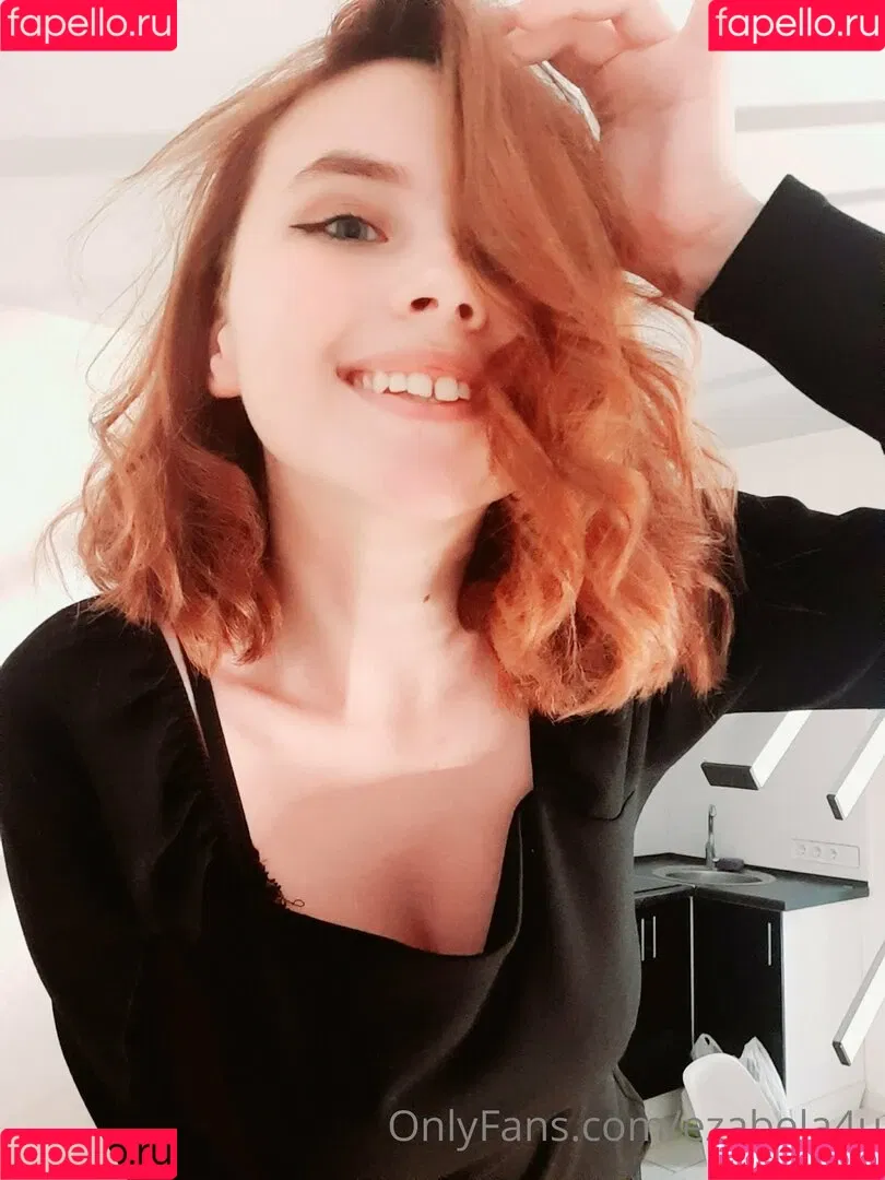 emy_isabelle Onlyfans Photo Gallery 