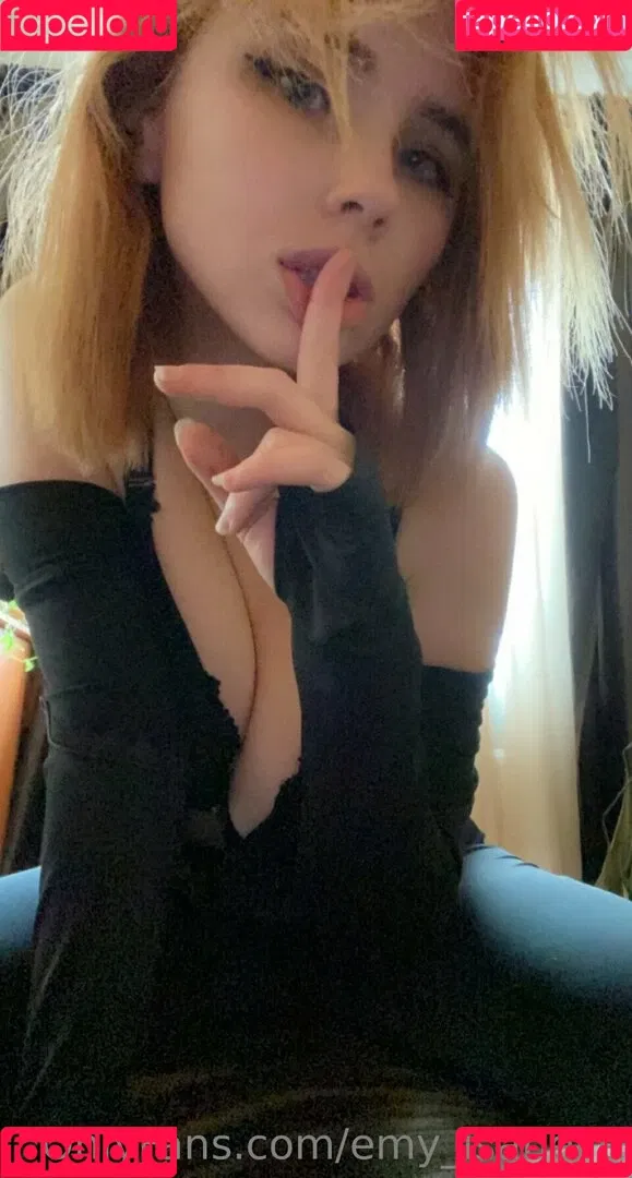 emy_isabelle Onlyfans Photo Gallery 