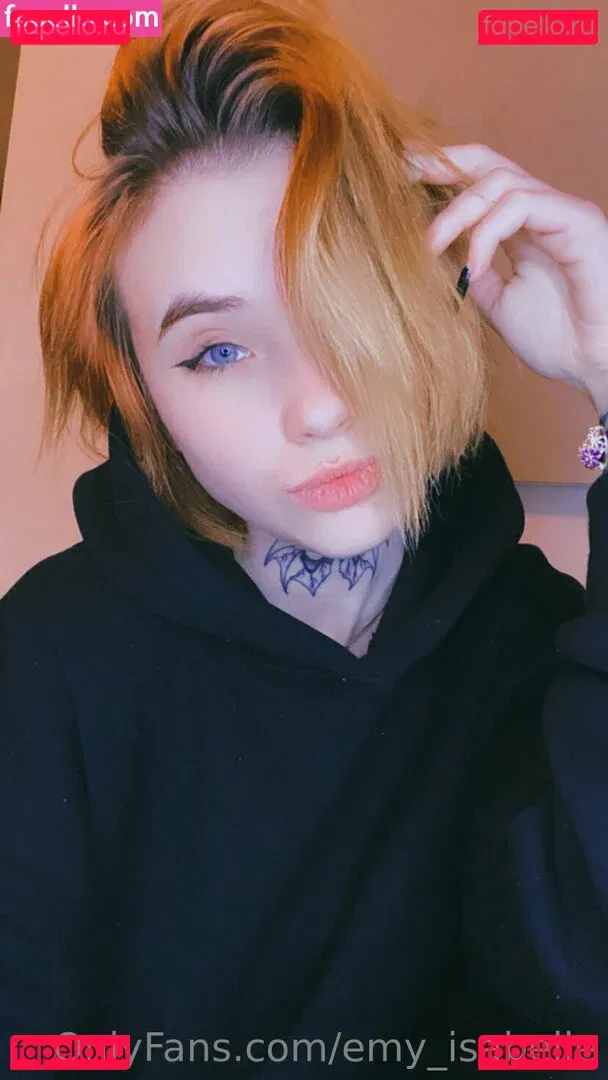 emy_isabelle Onlyfans Photo Gallery 