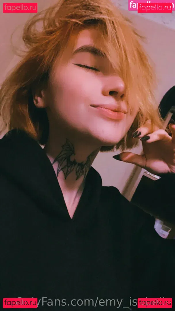 emy_isabelle Onlyfans Photo Gallery 