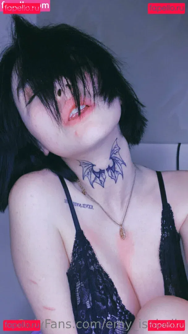 emy_isabelle Onlyfans Photo Gallery 