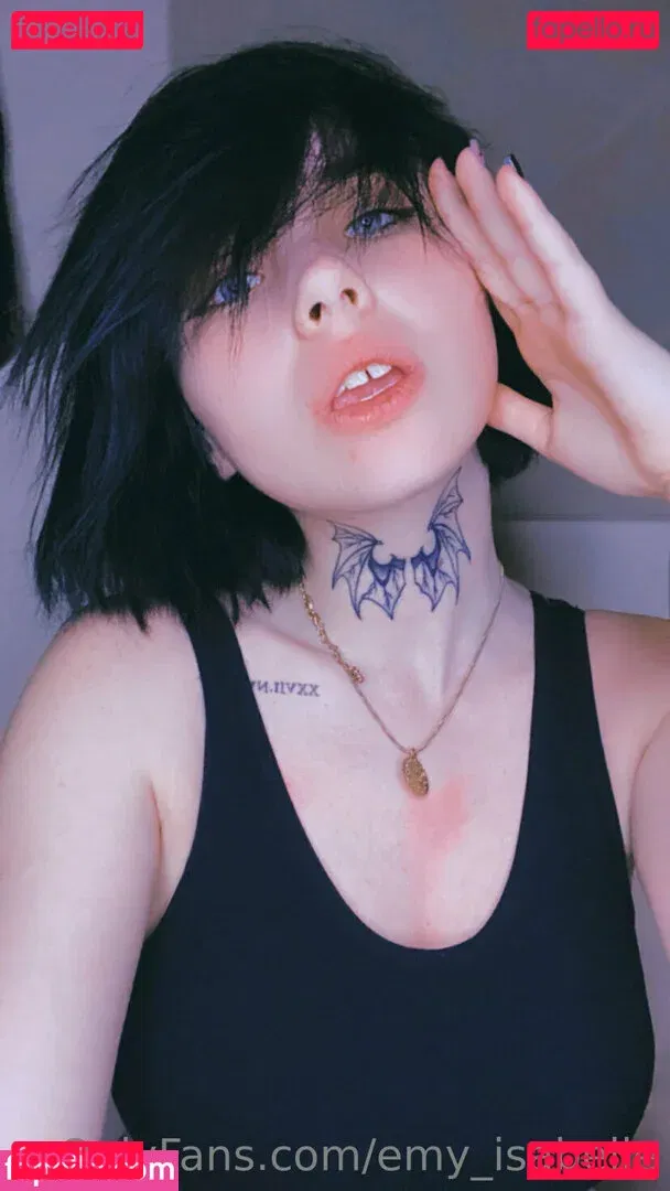 emy_isabelle Onlyfans Photo Gallery 