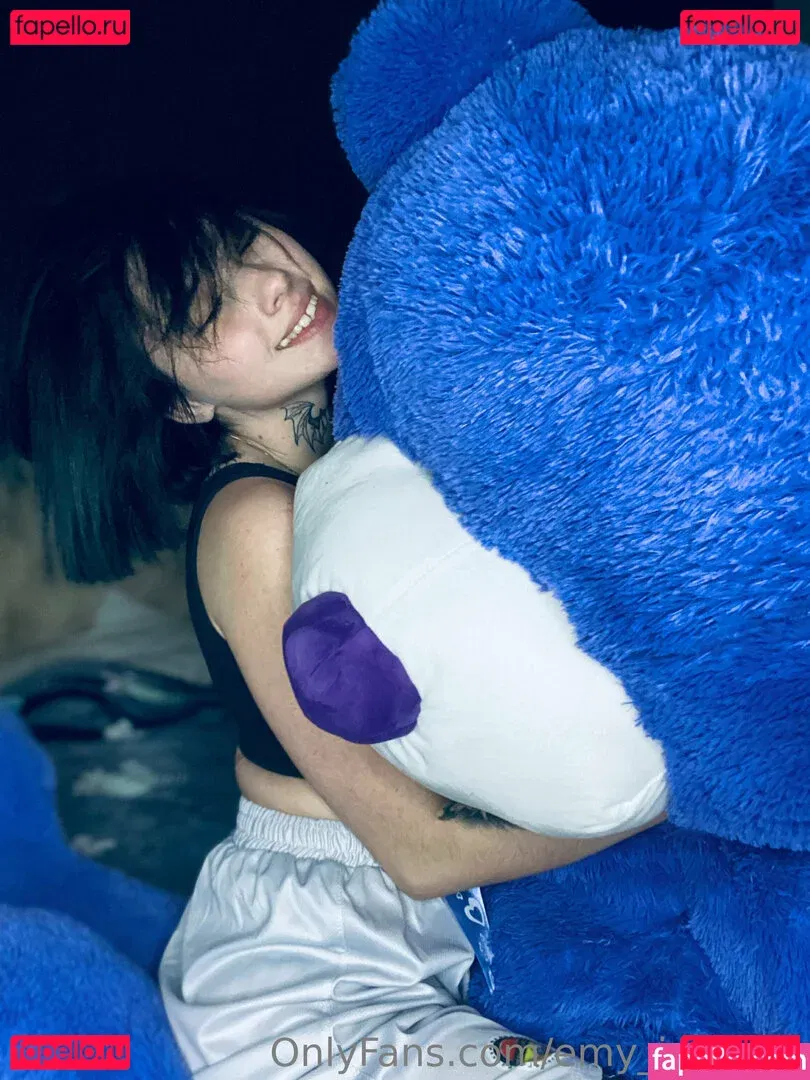 emy_isabelle Onlyfans Photo Gallery 