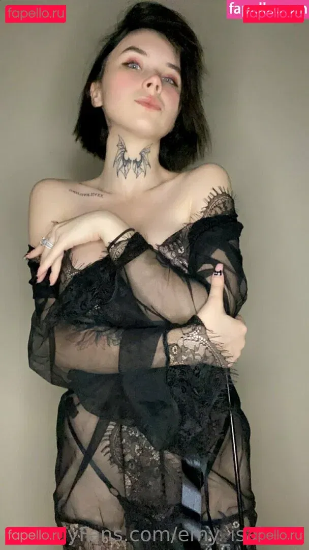 emy_isabelle Onlyfans Photo Gallery 