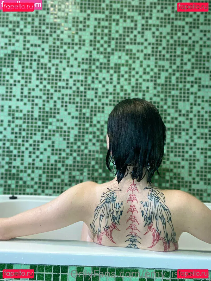 emy_isabelle Onlyfans Photo Gallery 