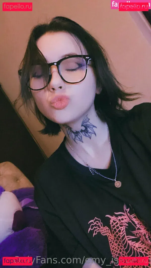 emy_isabelle Onlyfans Photo Gallery 