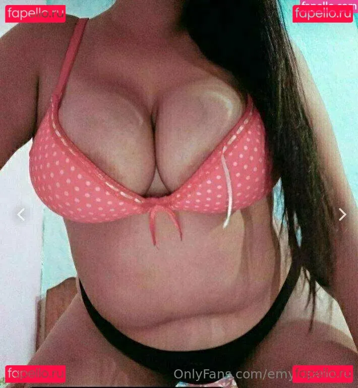 emy_isabelle Onlyfans Photo Gallery 
