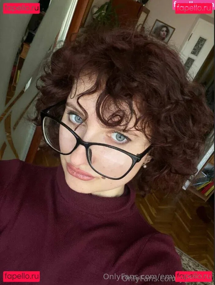 emy_isabelle Onlyfans Photo Gallery 