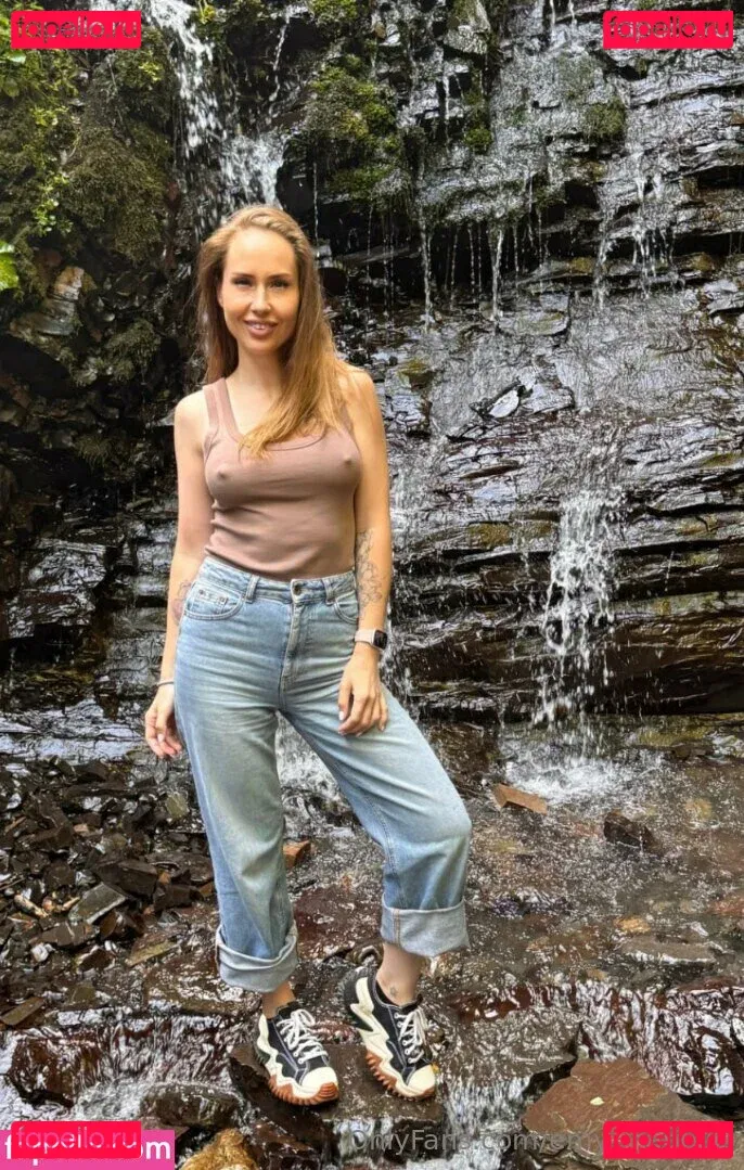 emy_isabelle Onlyfans Photo Gallery 